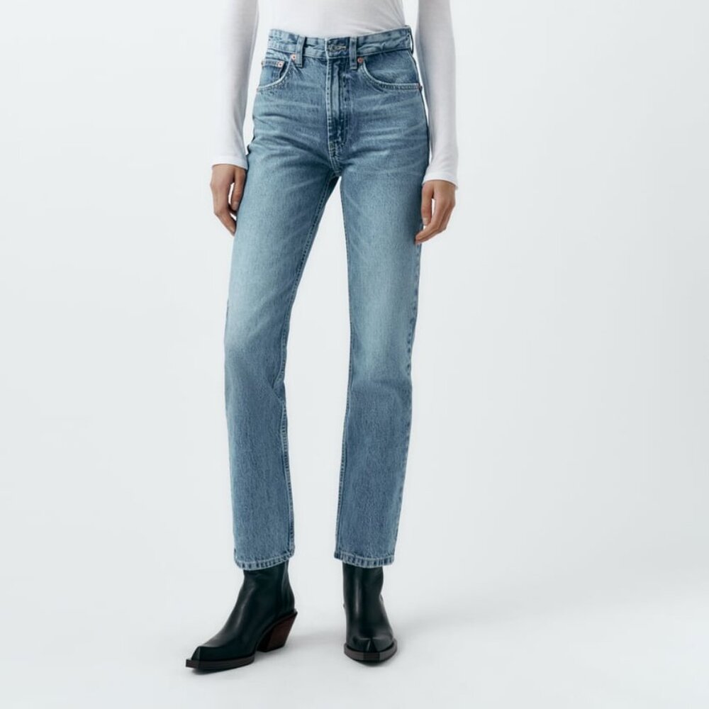 Zara TRF Straight Leg Jeans with High Waist - NWT